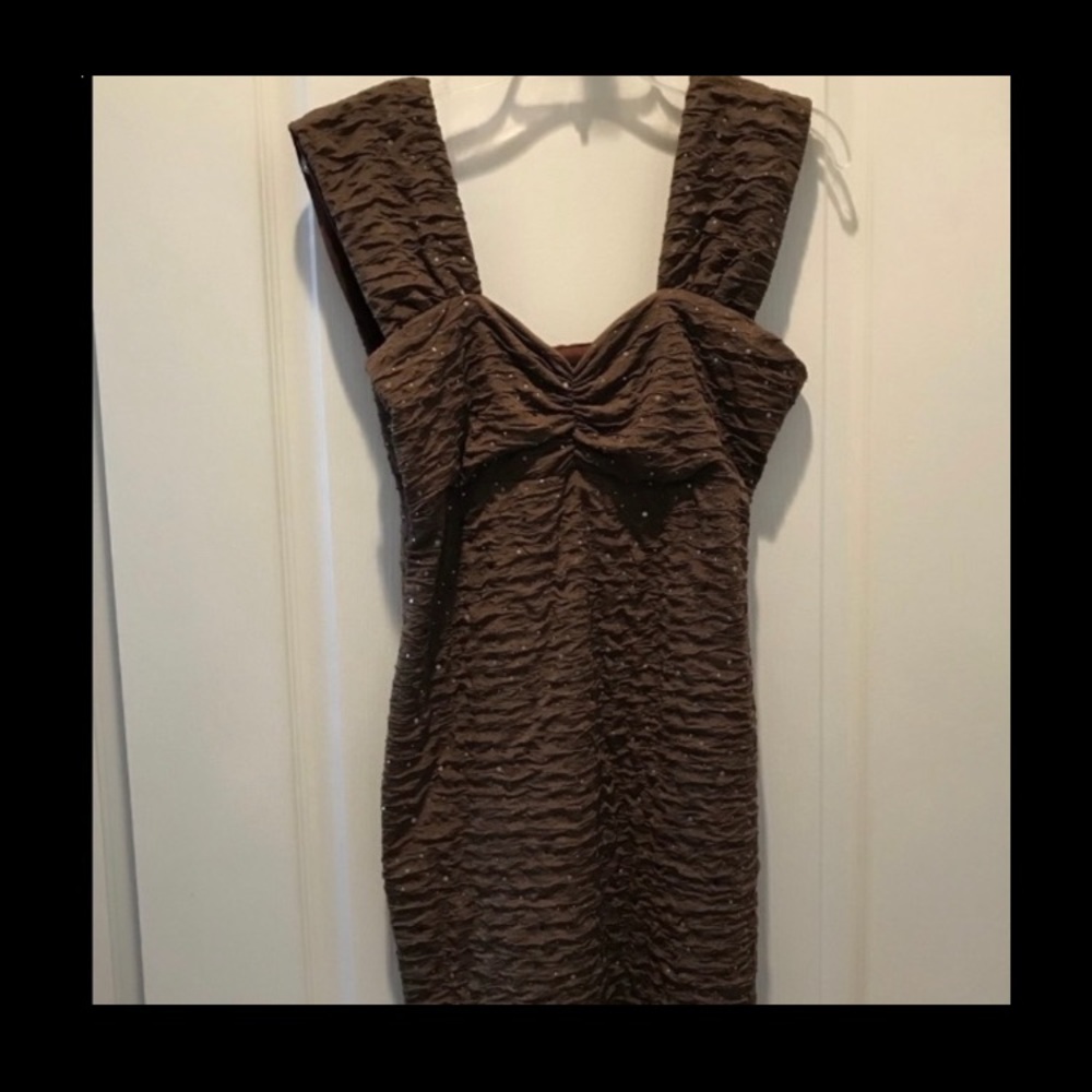 New with tags Cute Mocha mini dress - Picture 4 of 5